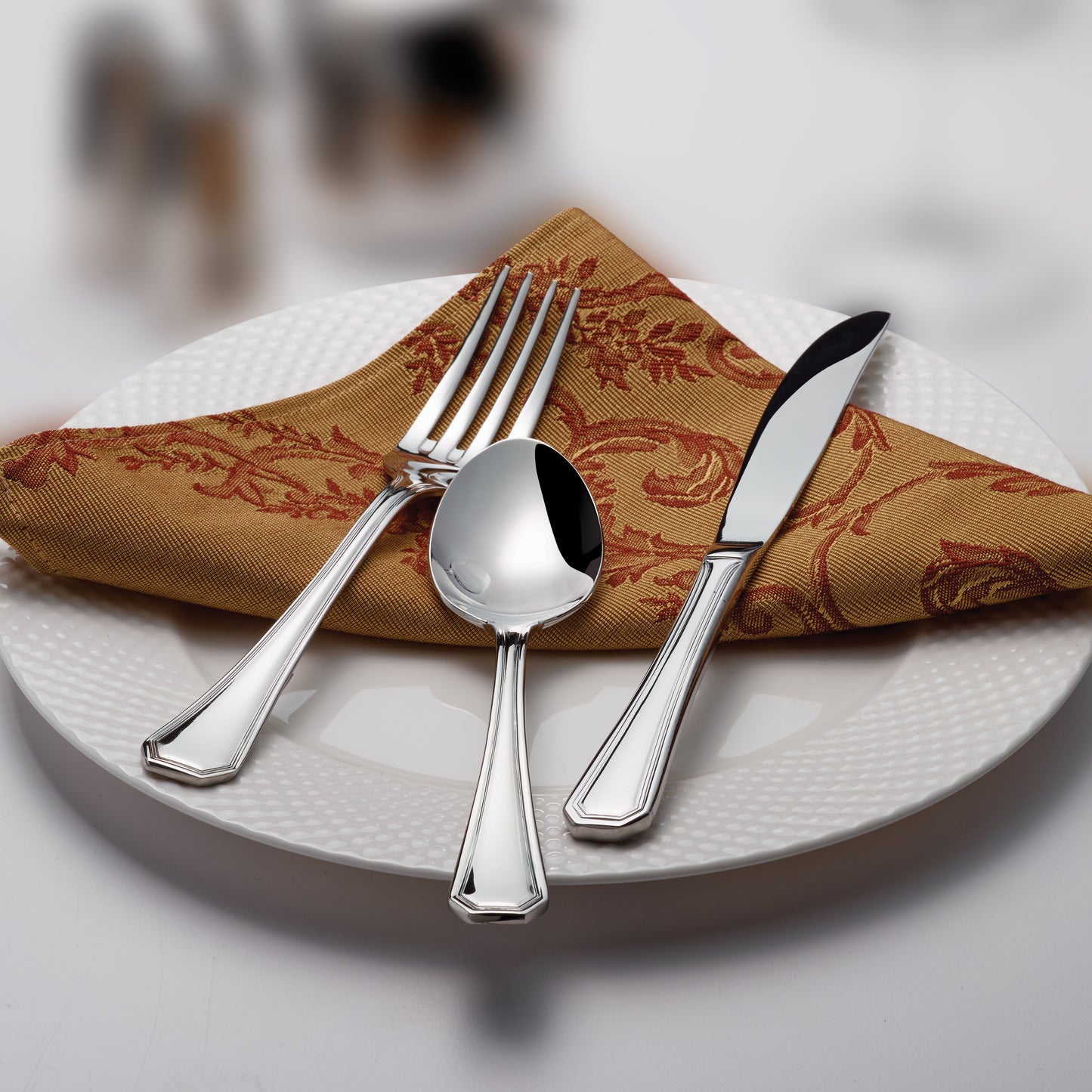 0035-05 - Victoria Dinner Fork, 18/8 Extra Heavyweight