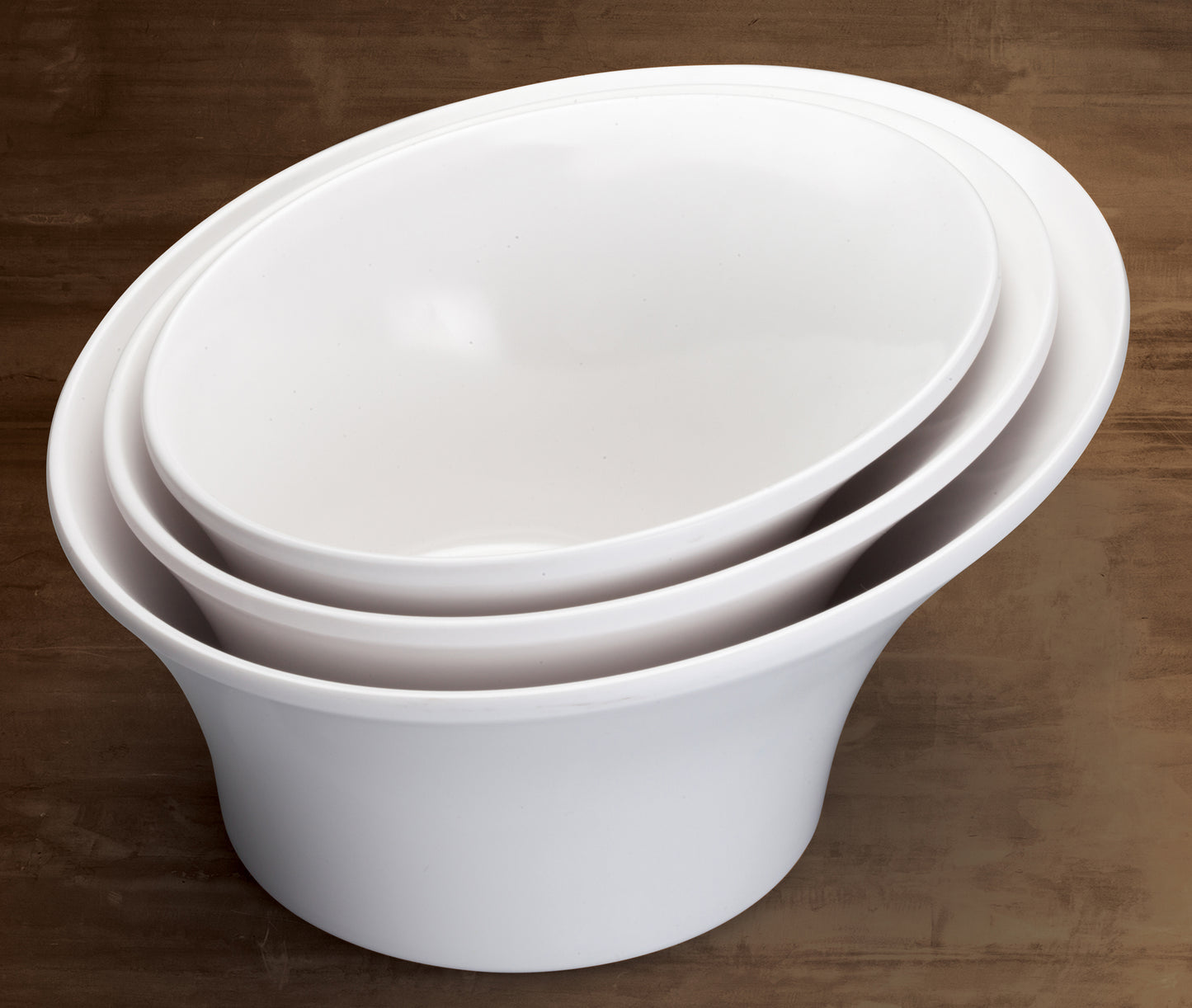 WDM004-203 - 8-1/2"Dia Melamine Angle Bowl, White, 24pcs/case