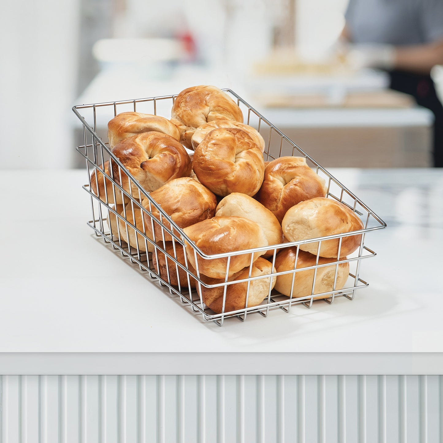 DB-1911 - Bagel / Pastry Basket, 18-1/2" x 11" x 8", Wire, Slanted Top