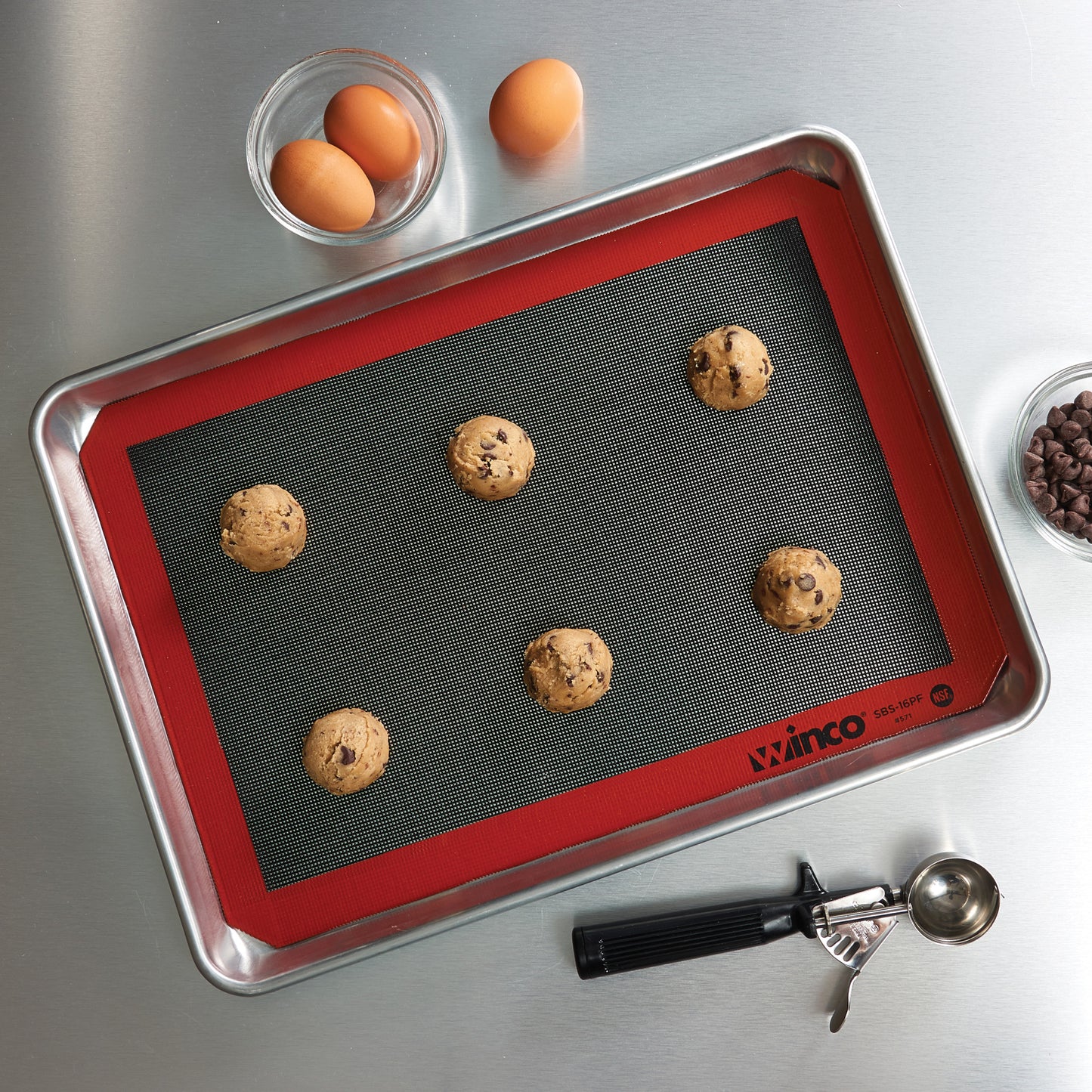SBS-16PF - Silicone Baking Mat, Perforated - Half (1/2)