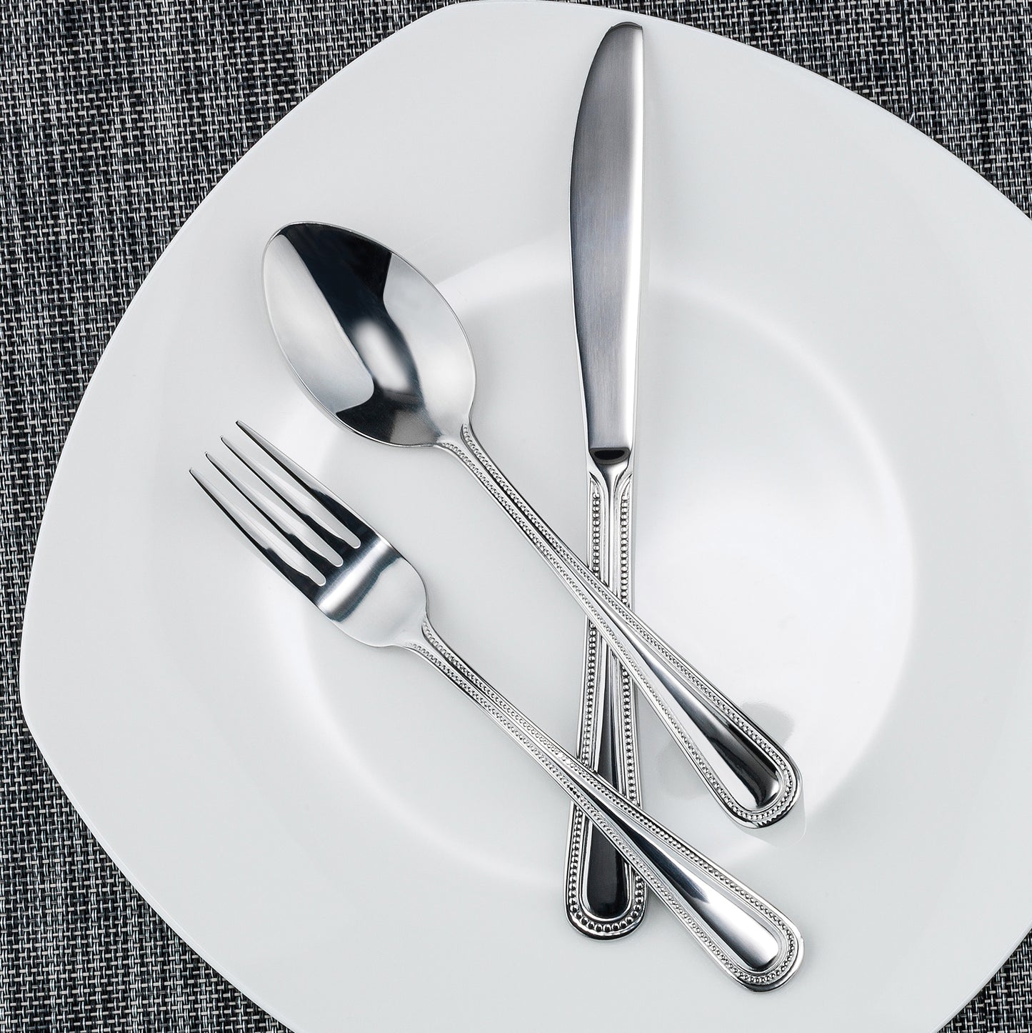 0005-08 - Dots Dinner Knife, 18/0 Heavyweight