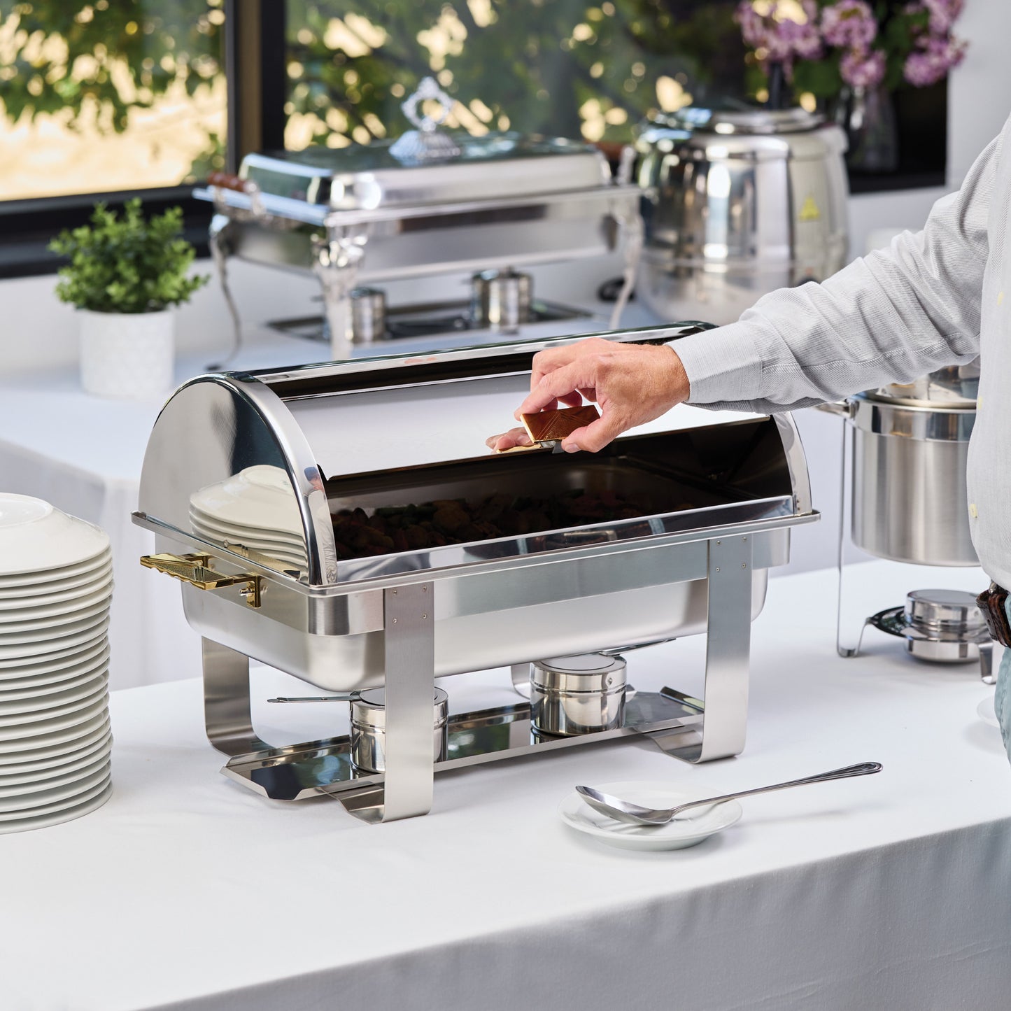 C-5080 - Dallas 8 Quart Chafer, Roll-Top, Stainless Steel