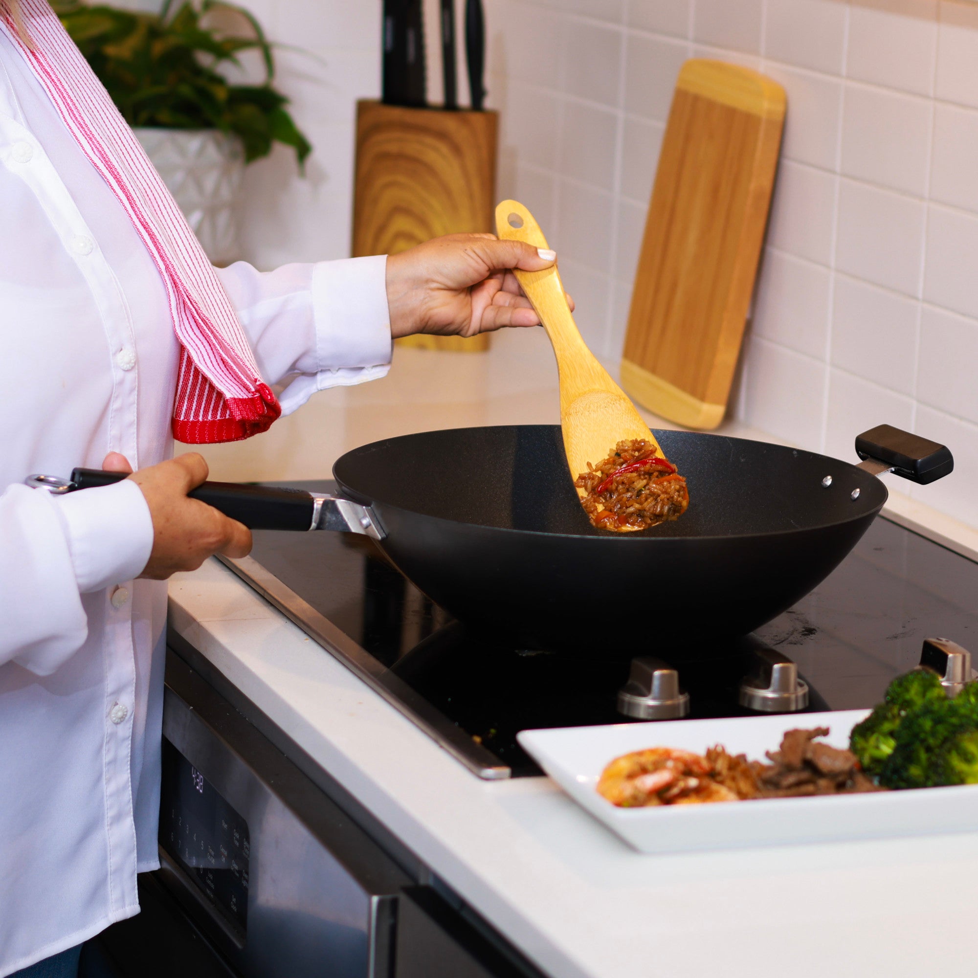 J22-0040 - Joyce Chen Nonstick Carbon Steel Flat Bottom Wok with